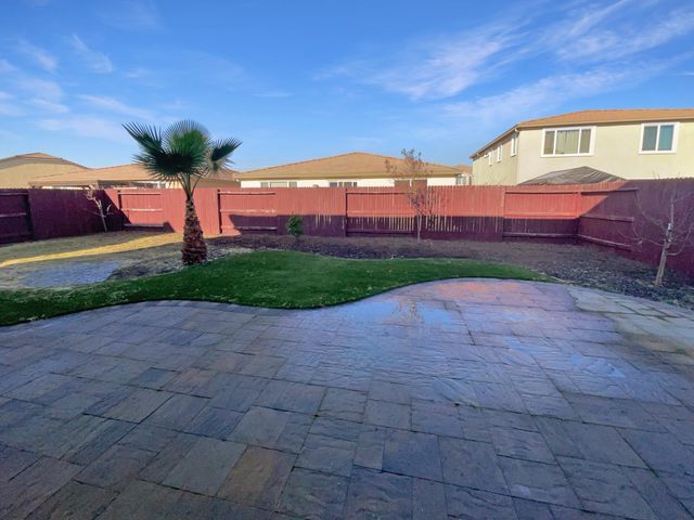 8416 Tapies Way, Elk Grove, CA 95624