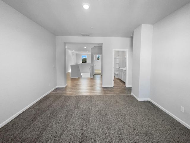 8416 Tapies Way, Elk Grove, CA 95624