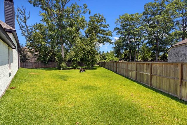 108 Verdancia Park Court, Conroe, TX 77318
