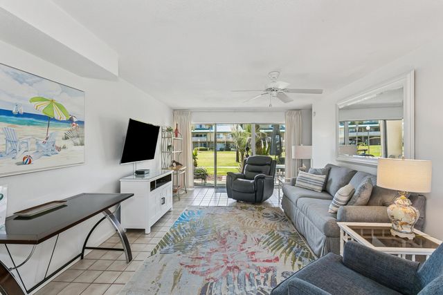 1530 SE Miracle Strip Parkway 111B, Fort Walton Beach, FL 32548