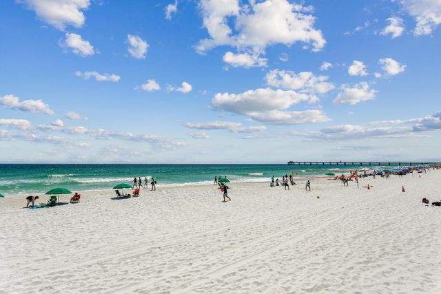1530 SE Miracle Strip Parkway 111B, Fort Walton Beach, FL 32548