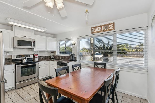 1530 SE Miracle Strip Parkway 111B, Fort Walton Beach, FL 32548