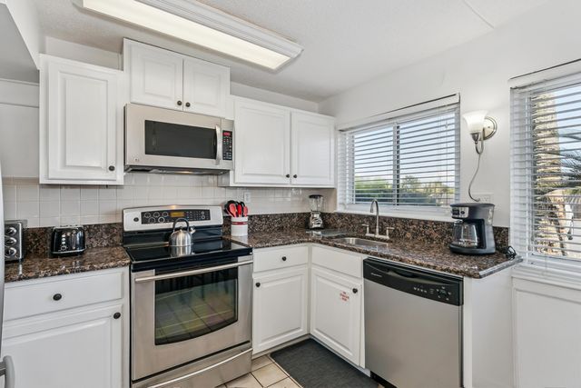 1530 SE Miracle Strip Parkway 111B, Fort Walton Beach, FL 32548