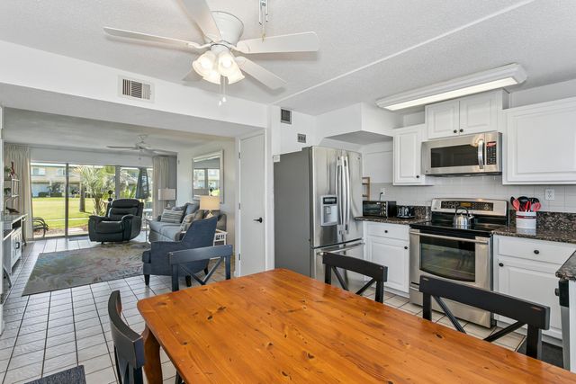 1530 SE Miracle Strip Parkway 111B, Fort Walton Beach, FL 32548