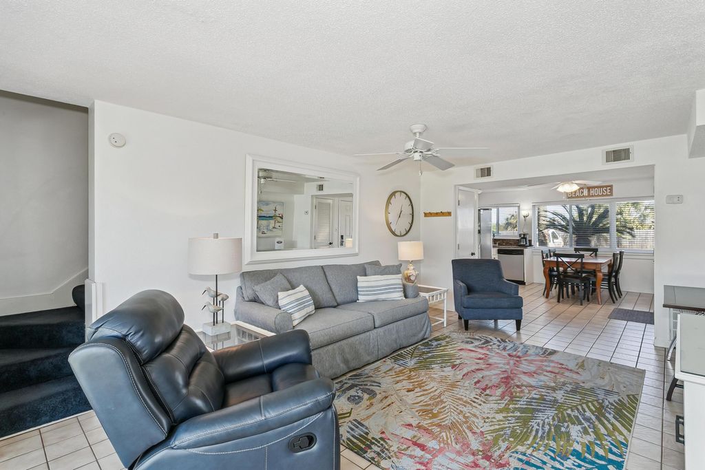 1530 SE Miracle Strip Parkway 111B, Fort Walton Beach, FL 32548