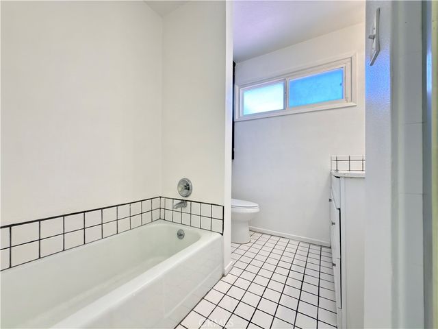 44137 Fern, Lancaster, CA 93534