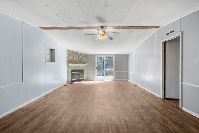 3385 High Hill Dr., Little River, SC 29566