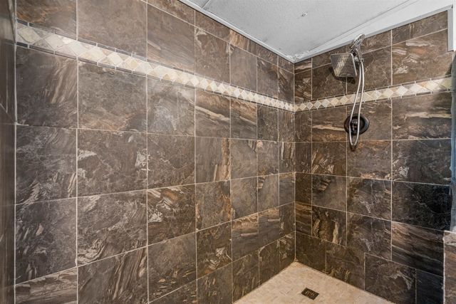 3385 High Hill Dr., Little River, SC 29566