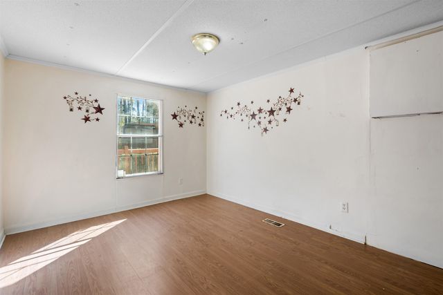 3385 High Hill Dr., Little River, SC 29566