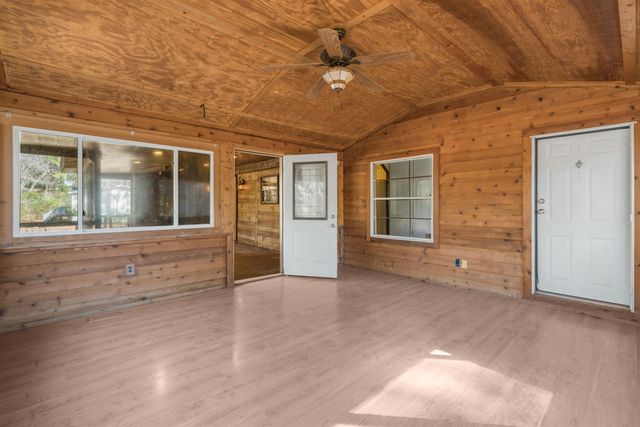 3385 High Hill Dr., Little River, SC 29566