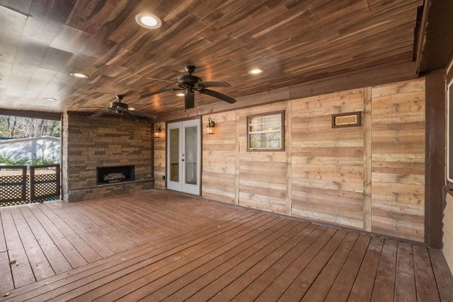 3385 High Hill Dr., Little River, SC 29566