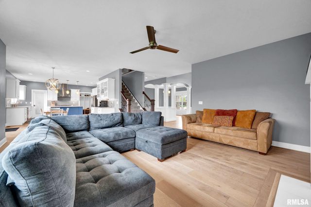 11302 N ONYX Lane, Dunlap, IL 61525
