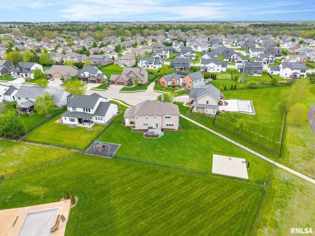 11302 N ONYX Lane, Dunlap, IL 61525