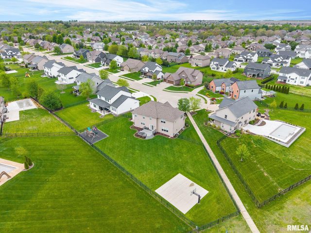 11302 N ONYX Lane, Dunlap, IL 61525