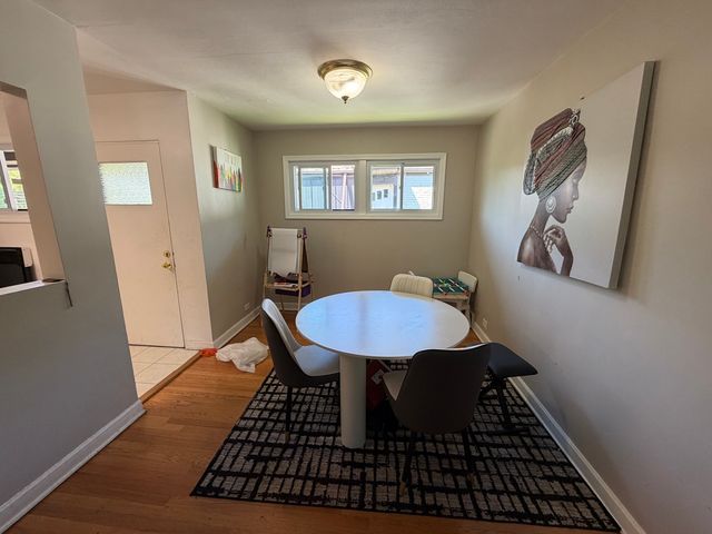 1605 Monroe Street 4, Evanston, IL 60202