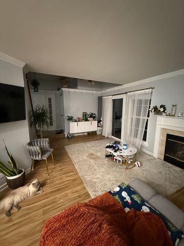 1063 Stillwater Road 1063, Elgin, IL 60120