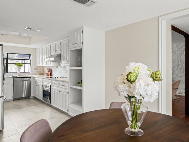 10404 Spicewood Mesa, Austin, TX 78759