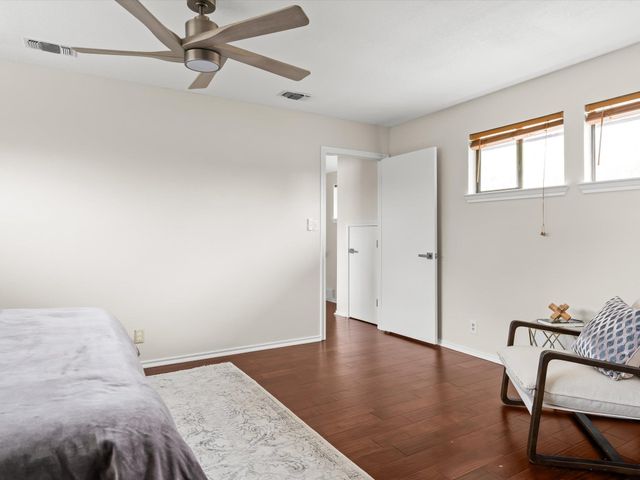 10404 Spicewood Mesa, Austin, TX 78759