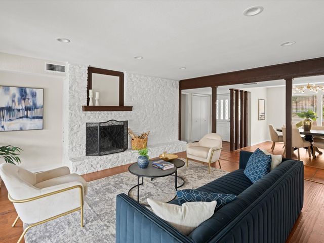 10404 Spicewood Mesa, Austin, TX 78759