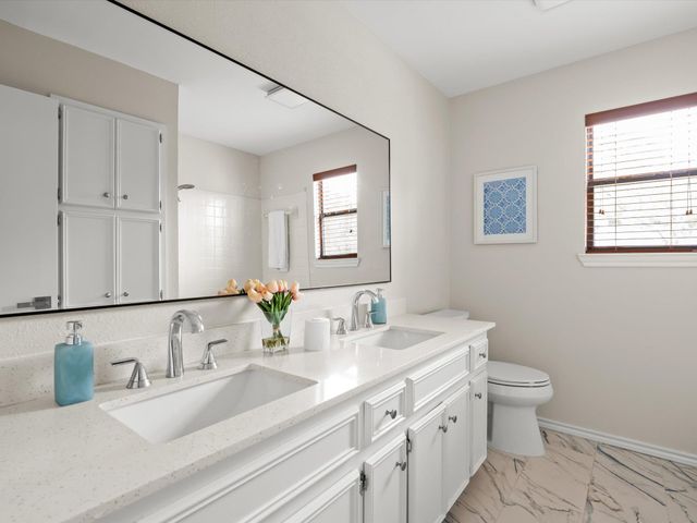 10404 Spicewood Mesa, Austin, TX 78759