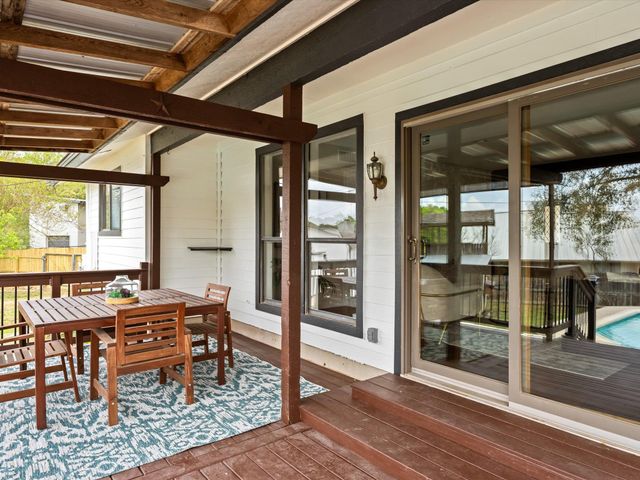 10404 Spicewood Mesa, Austin, TX 78759