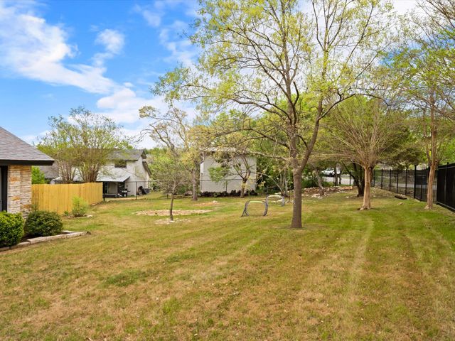 10404 Spicewood Mesa, Austin, TX 78759