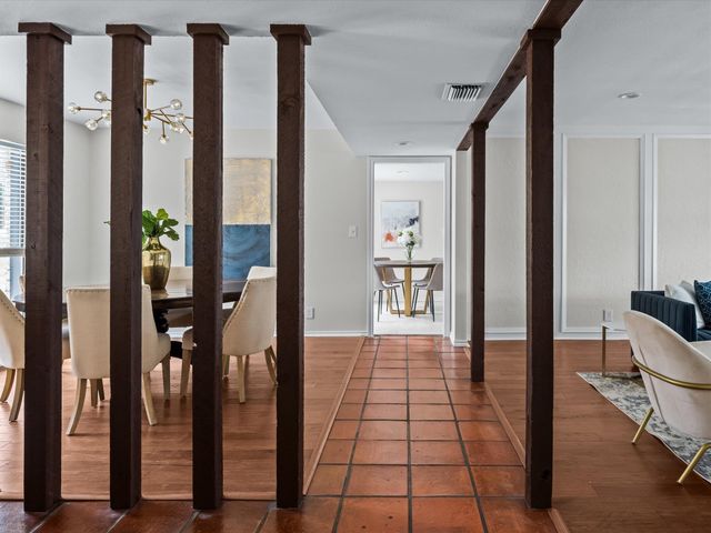 10404 Spicewood Mesa, Austin, TX 78759