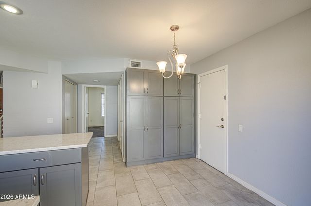 3826 E PARK Avenue, Phoenix, AZ 85044