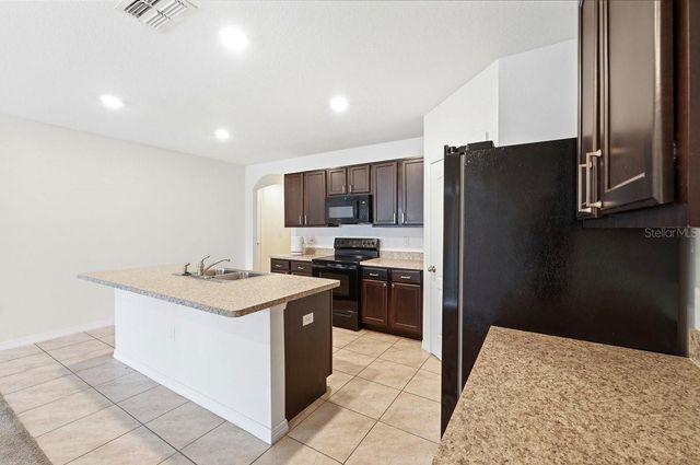 920 SUMMER GLEN DRIVE, Winter Haven, FL 33880