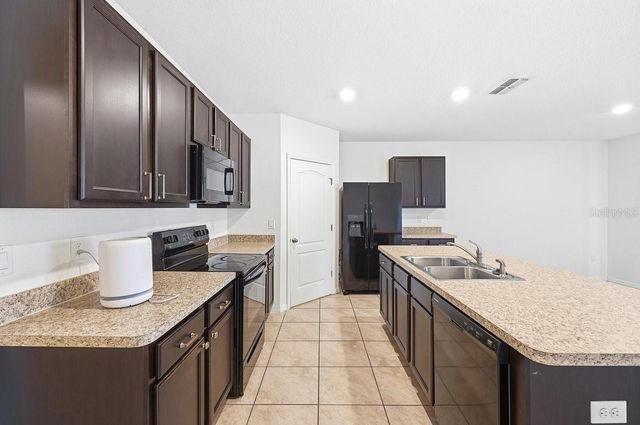 920 SUMMER GLEN DRIVE, Winter Haven, FL 33880