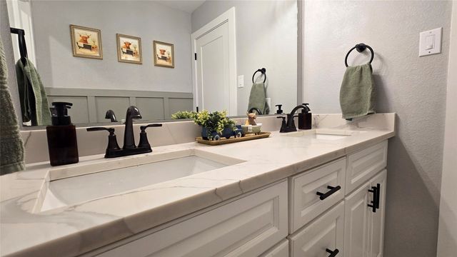 1320 Oak Valley, Denton, TX 76209