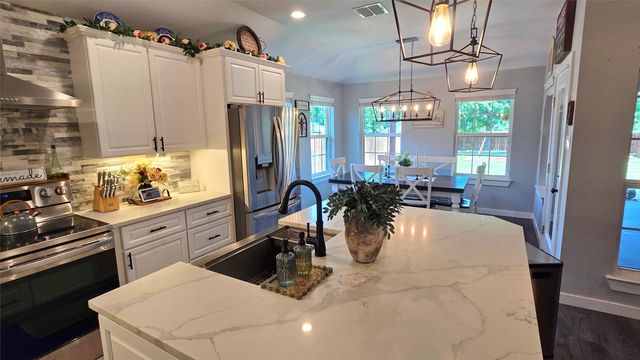 1320 Oak Valley, Denton, TX 76209