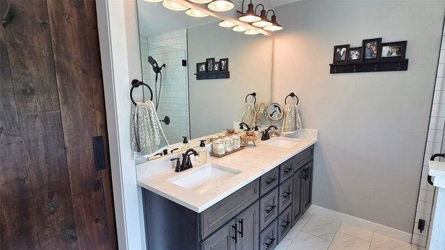 1320 Oak Valley, Denton, TX 76209