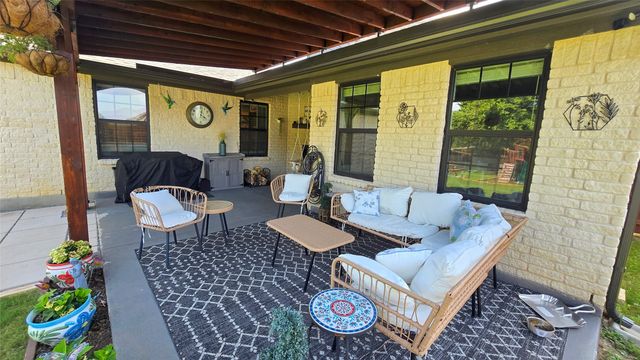 1320 Oak Valley, Denton, TX 76209