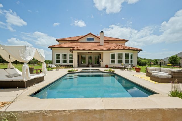 2501 Oak Bluff Drive, Corinth, TX 76210
