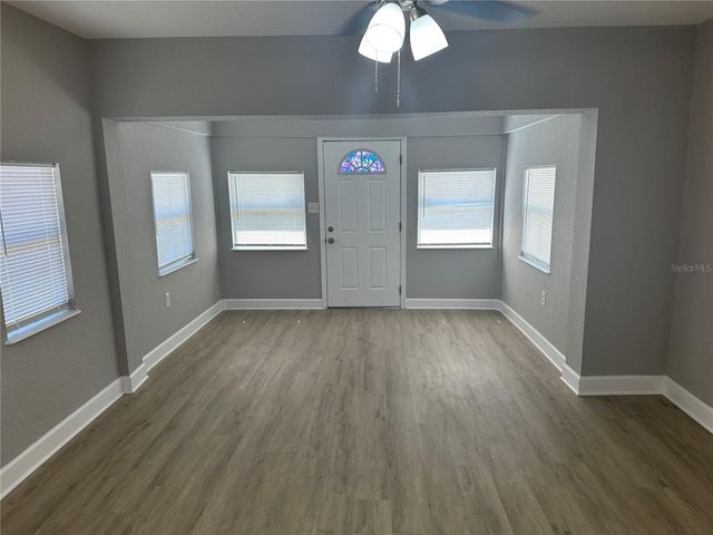 2901 20TH STREET N, St Petersburg, FL 33713