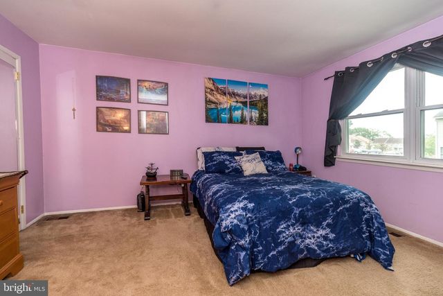 117 CALDERWOOD LN, Mount Laurel, NJ 08054
