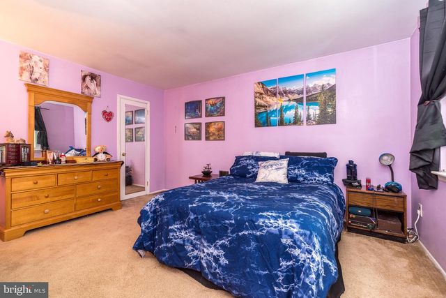 117 CALDERWOOD LN, Mount Laurel, NJ 08054