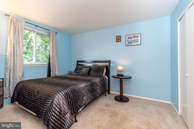 117 CALDERWOOD LN, Mount Laurel, NJ 08054