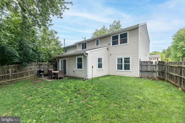 117 CALDERWOOD LN, Mount Laurel, NJ 08054