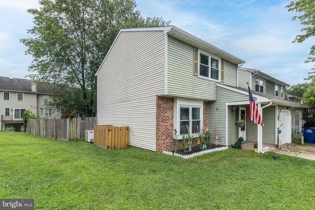 117 CALDERWOOD LN, Mount Laurel, NJ 08054