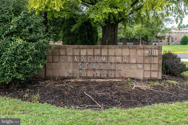 117 CALDERWOOD LN, Mount Laurel, NJ 08054