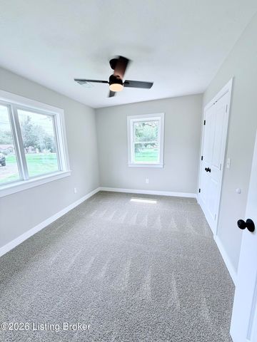 4439 S Wilson Rd, Elizabethtown, KY 42701