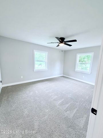 4439 S Wilson Rd, Elizabethtown, KY 42701