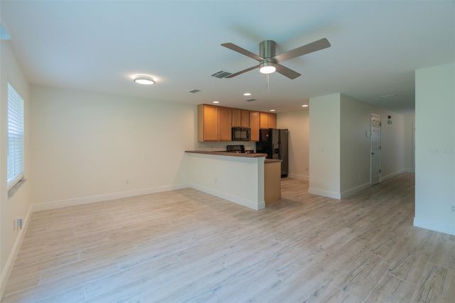 4084 PITCH PINE CIRCLE, Oviedo, FL 32765