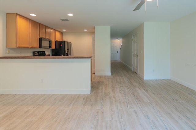 4084 PITCH PINE CIRCLE, Oviedo, FL 32765
