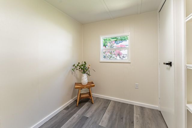 12 Pearl Court, Merrimack, NH 03054