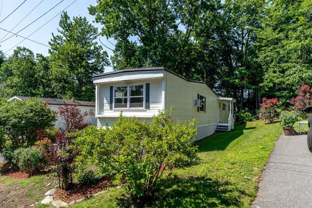 12 Pearl Court, Merrimack, NH 03054