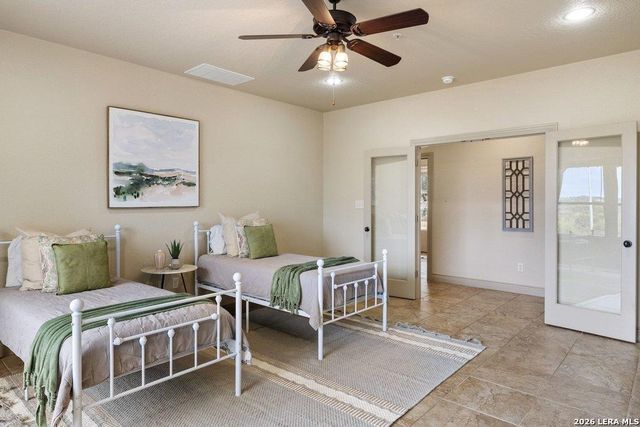 232 Crooked Oak, Round Mountain, TX 78663