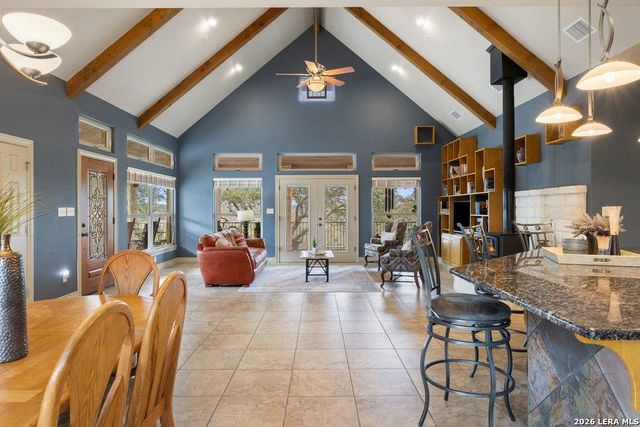 232 Crooked Oak, Round Mountain, TX 78663